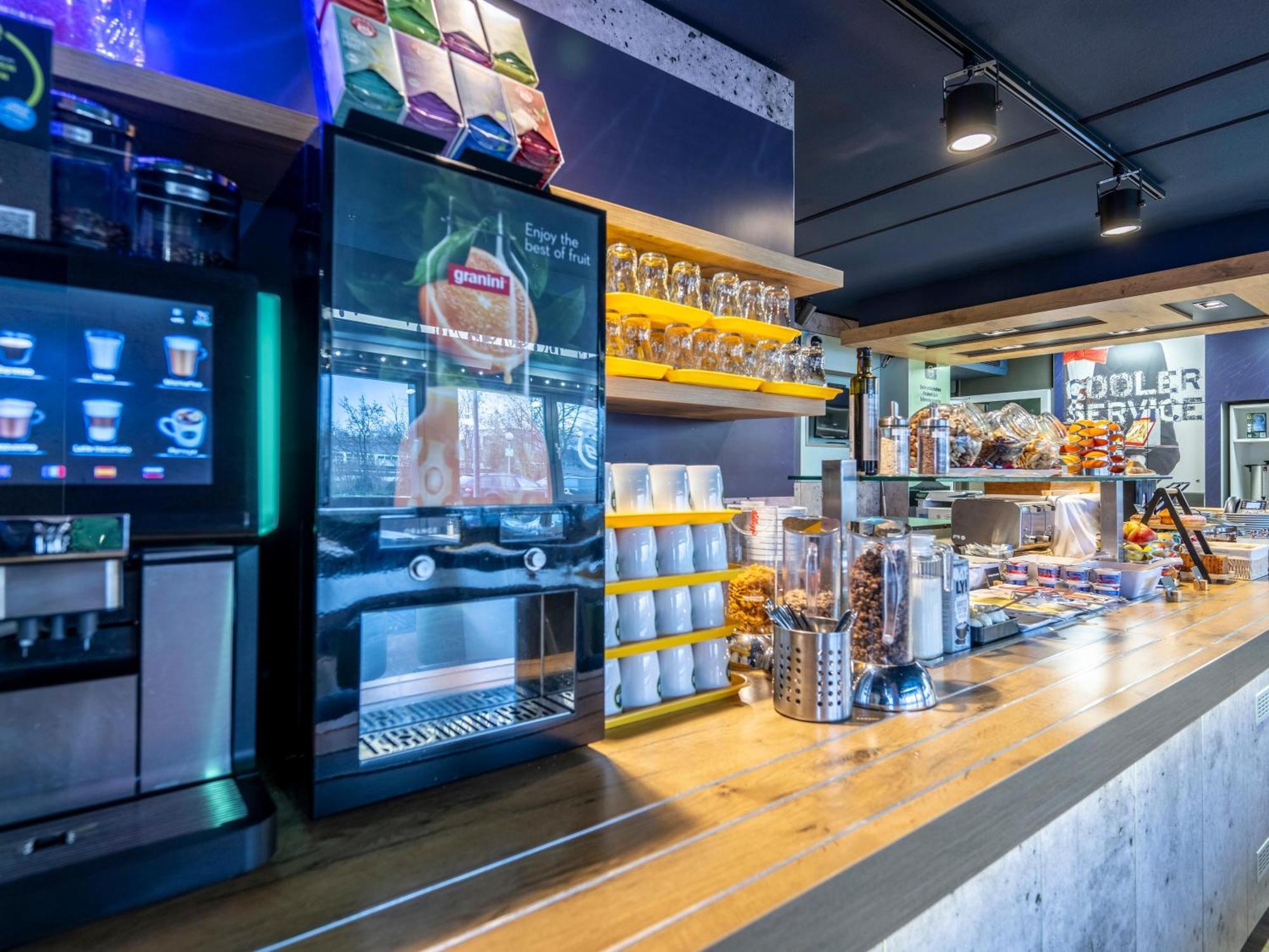 B&B Hotel Kassel-Lohfelden Dış mekan fotoğraf
