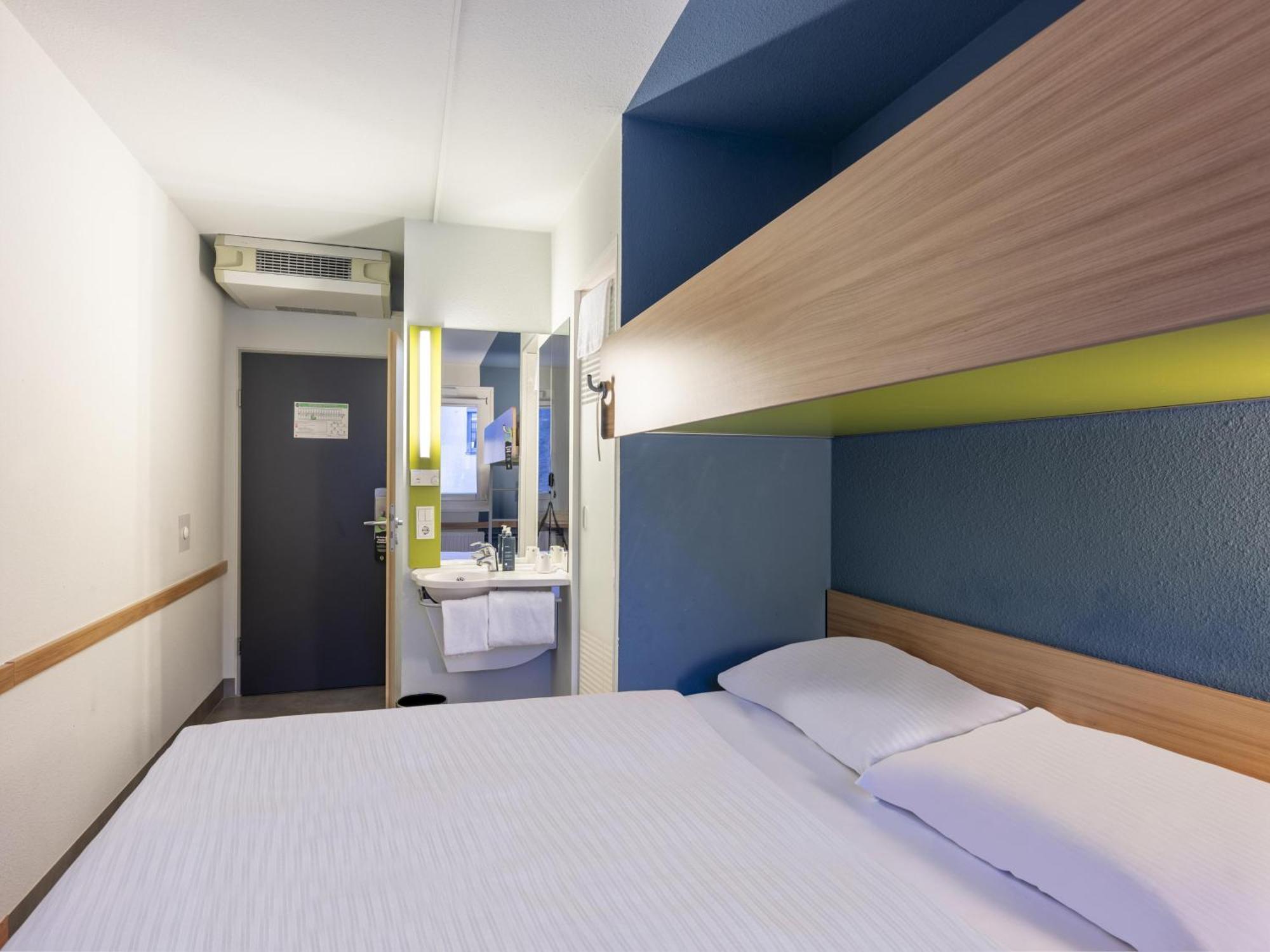 B&B Hotel Kassel-Lohfelden Dış mekan fotoğraf
